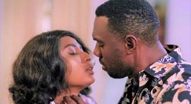  Twitter Confessions: Mumu Things These 10 Nigerians Did For Love